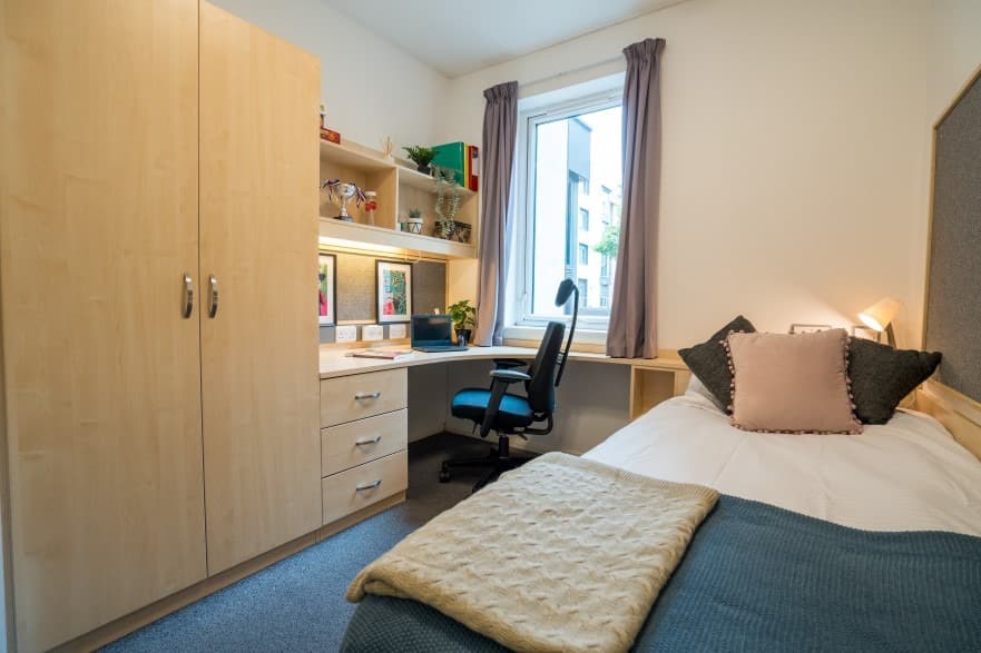 New Hall – new hall ensuite bedroom